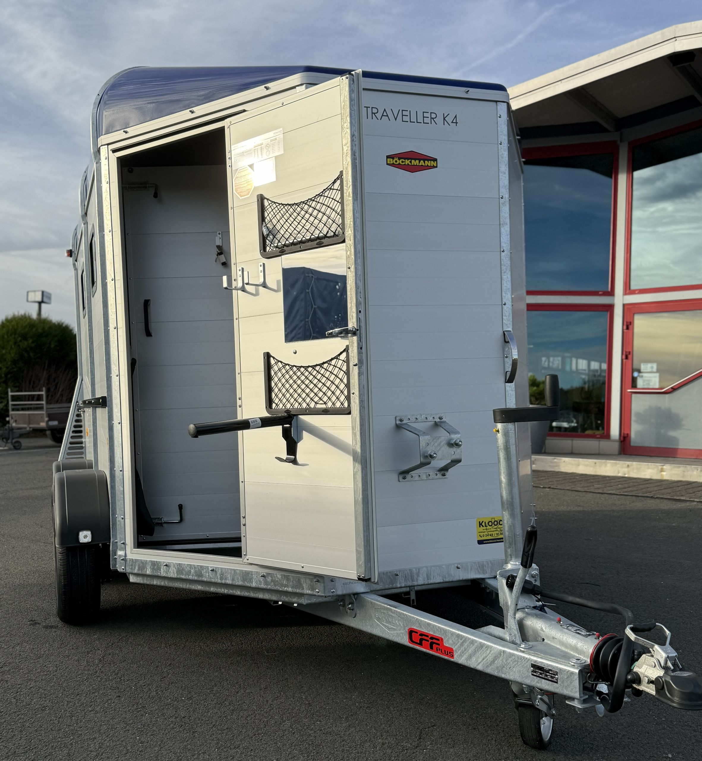 Böckmann Pferdeanhänger Traveller K4 2.700 kg – Bild 12