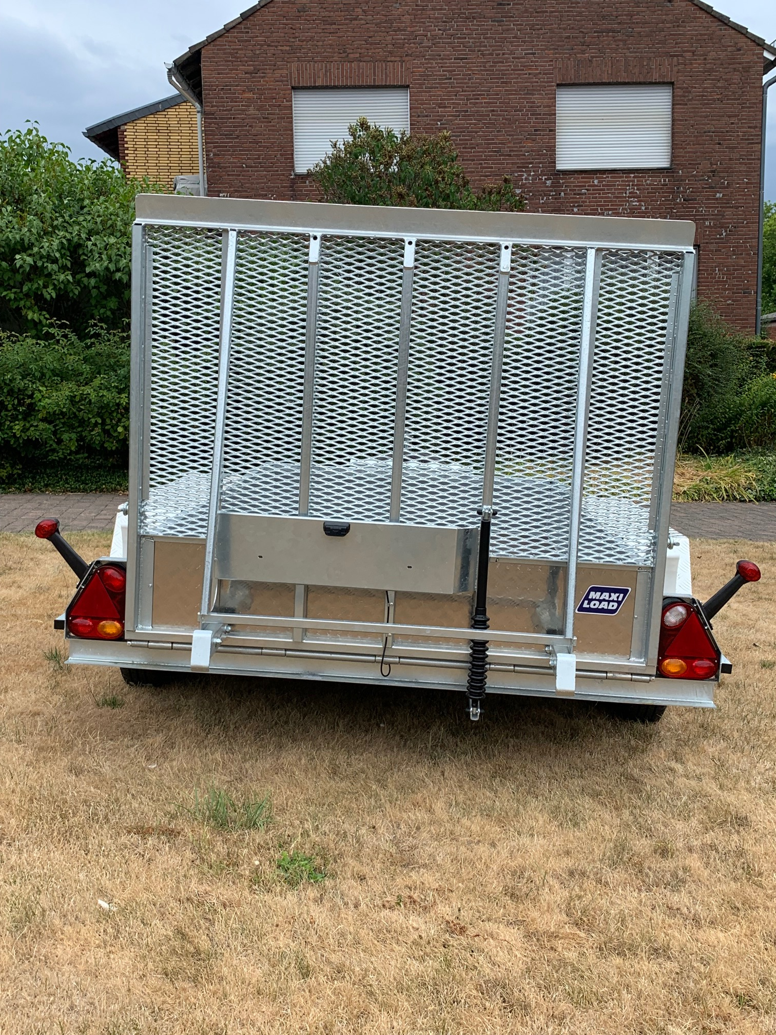 Baggeranhänger Variant 2700kg 2715M2 Ablage Ersatzrad Ausstellungsanhänger – Bild 4