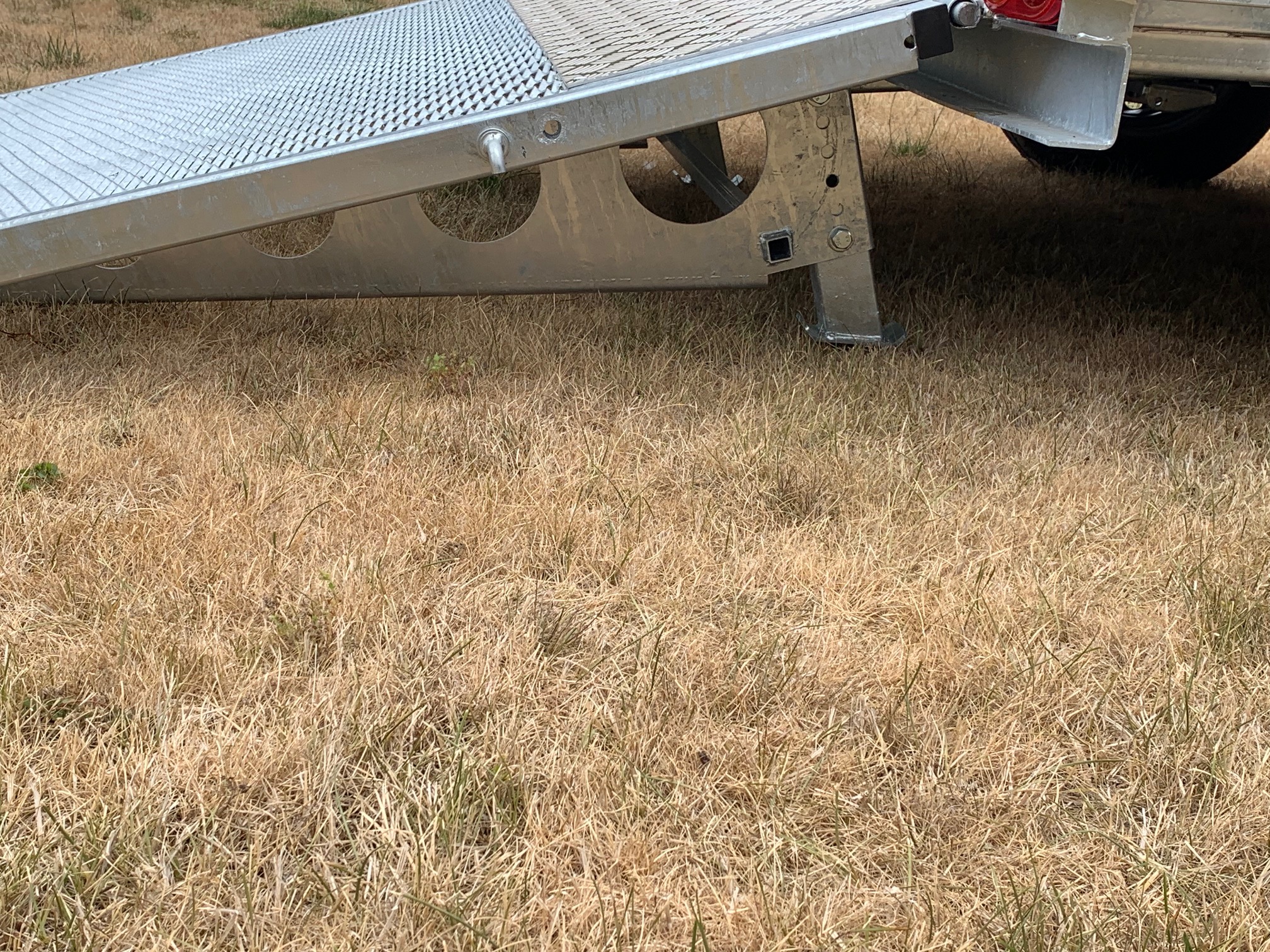 Baggeranhänger Variant 2700kg 2715M2 Ablage Ersatzrad Ausstellungsanhänger – Bild 6