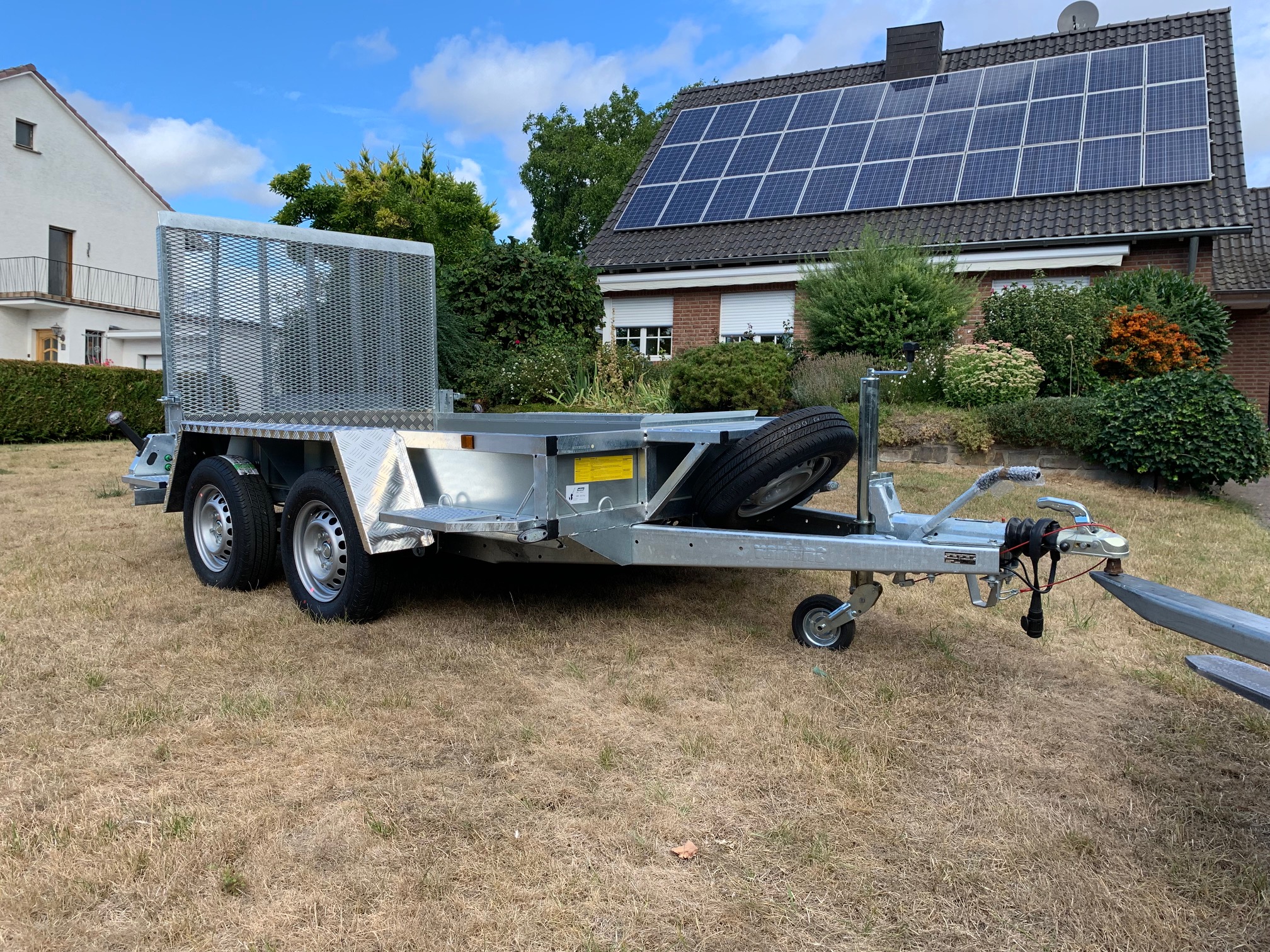 Baggeranhänger Variant 2700kg 2715M2 Ablage Ersatzrad Ausstellungsanhänger – Bild 7