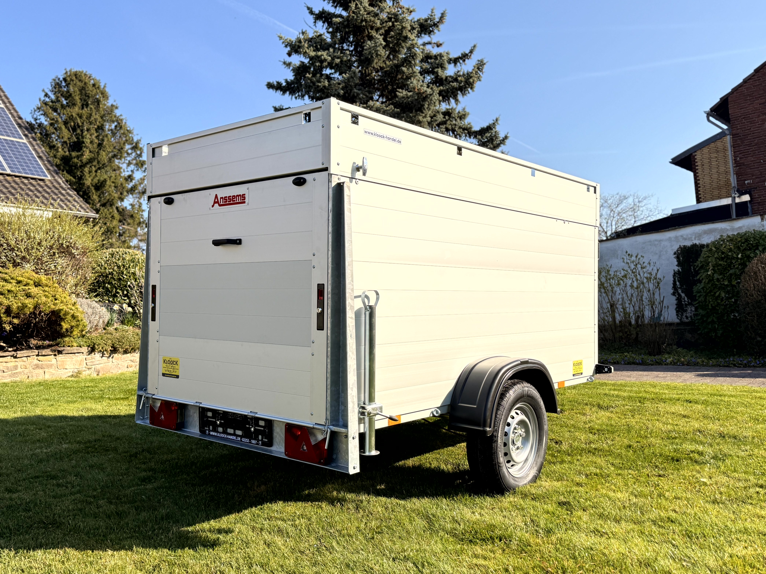 Anssems Kofferanhänger GTB 1200.251x126 VT2 1200 kg mit Rampe und Klappdeckel – Bild 3